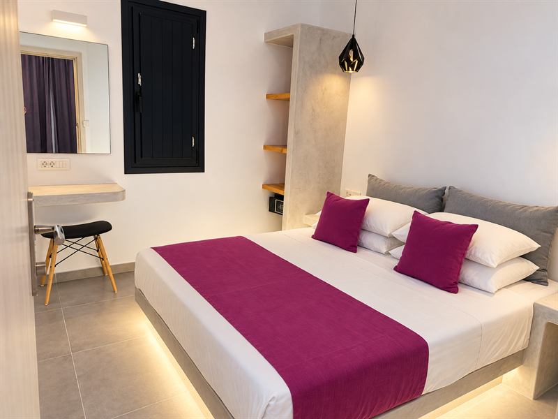 Sea View Apartment – Double bed, Dragonfly Villas Santorini